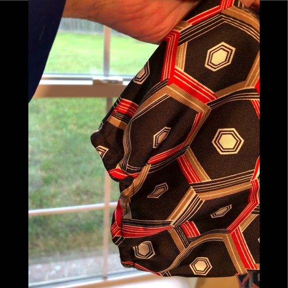 Jones New York Collection Petite blouse - Picture 4 of 6